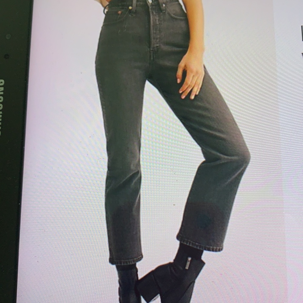 Levi’s Ribcage Straight Jeans 24